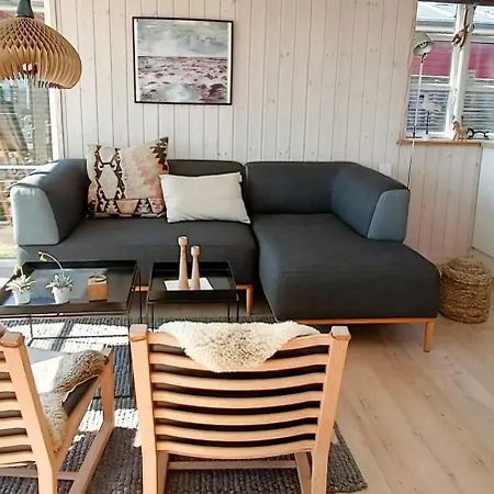 A Sparkling Sea View And Waves In * Juelsminde (Hedensted)