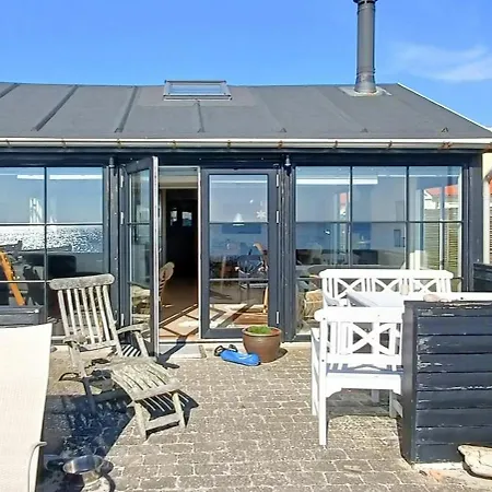 A Sparkling Sea View And Waves In Juelsminde (Hedensted)